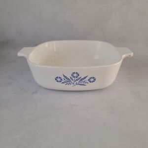 Vintage Corning Ware - Blue Cornflower - 1QT
